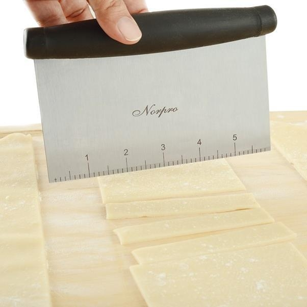 Norpro Grip EZ Chopper/Scraper - Image 3