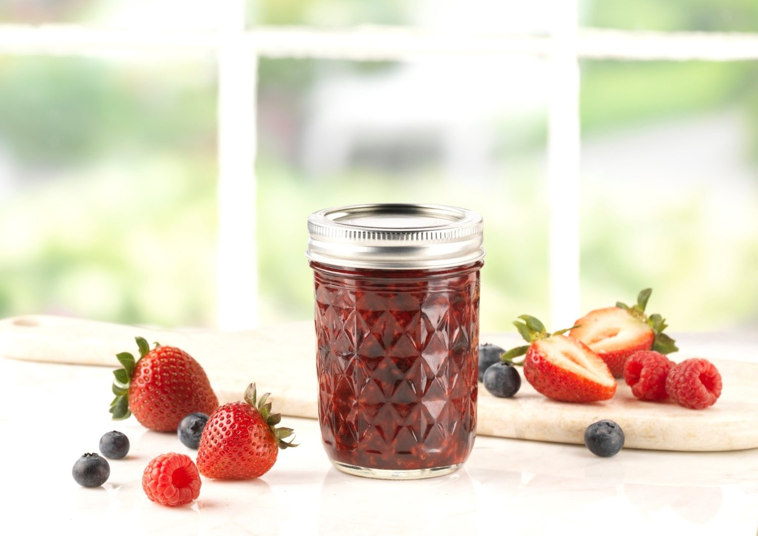 Ball Quilted Crystal Regular Mouth 8 Oz. Mason Jars w/Lids & Bands, 12 Ct. - Image 2